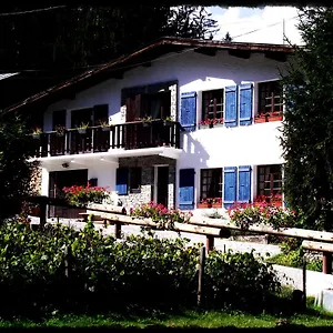 Chamonix Lodge אכסניה